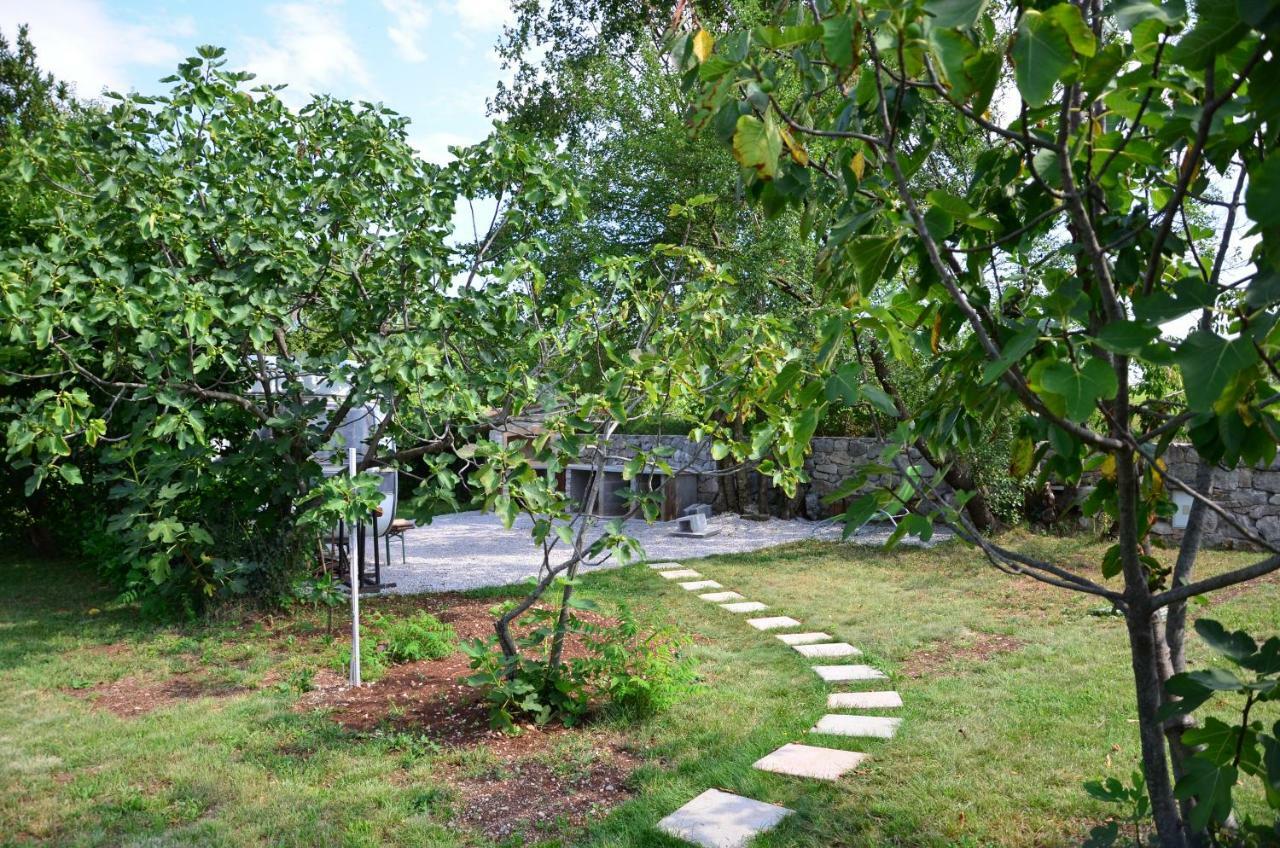 Apartma Louis Dutovlje Exterior foto