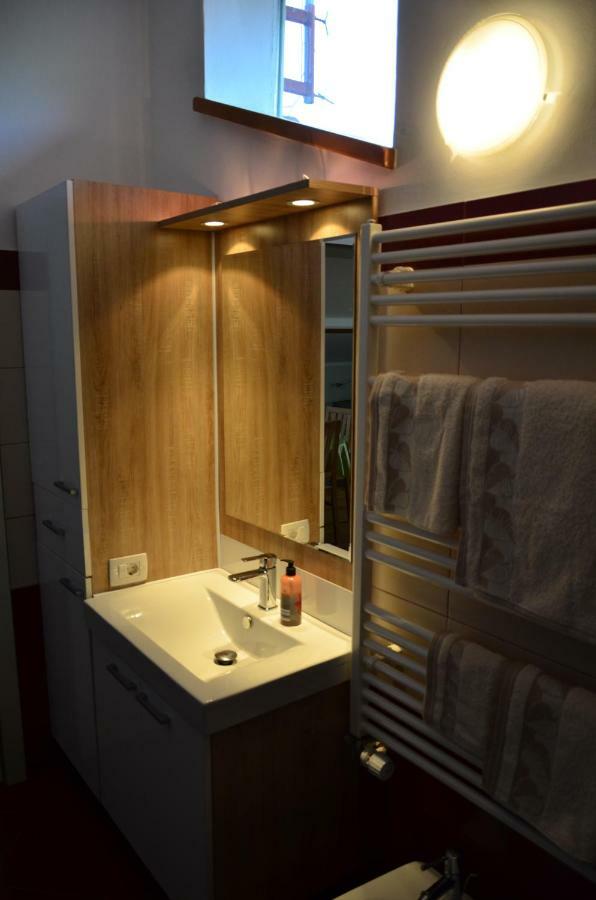 Apartma Louis Dutovlje Exterior foto